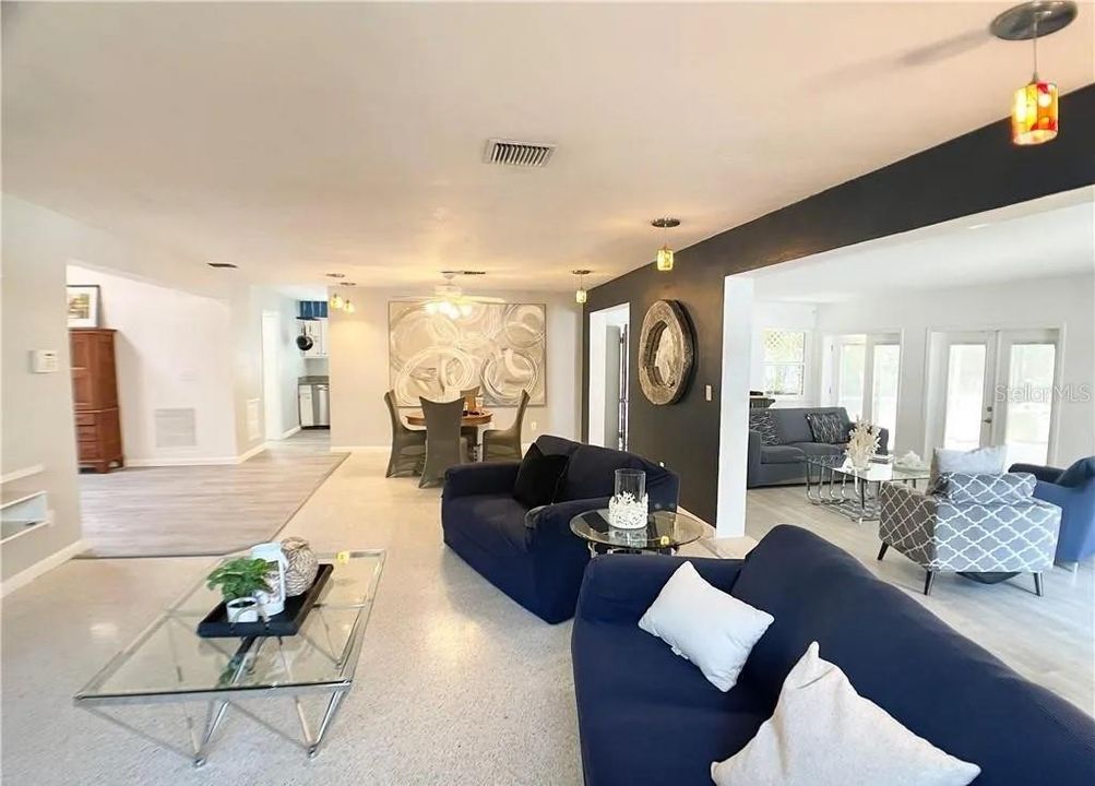 待售: $470,000 (3 贝兹, 2 浴室, 2258 平方英尺)