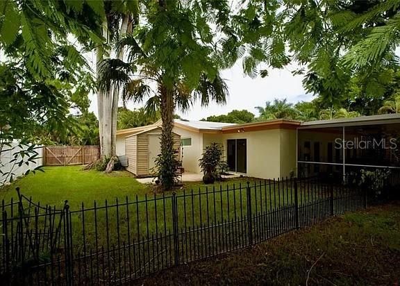 待售: $470,000 (3 贝兹, 2 浴室, 2258 平方英尺)