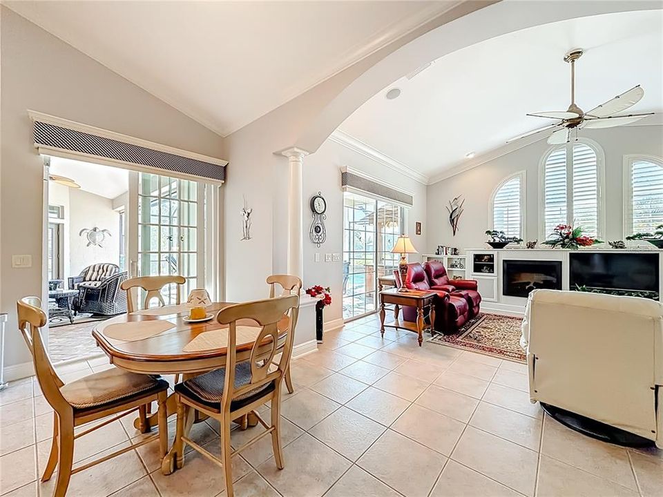 待售: $1,655,000 (3 贝兹, 2 浴室, 2879 平方英尺)