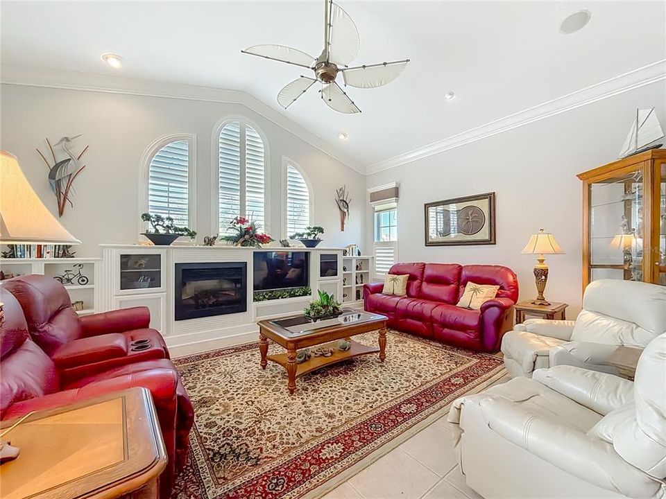 待售: $1,655,000 (3 贝兹, 2 浴室, 2879 平方英尺)