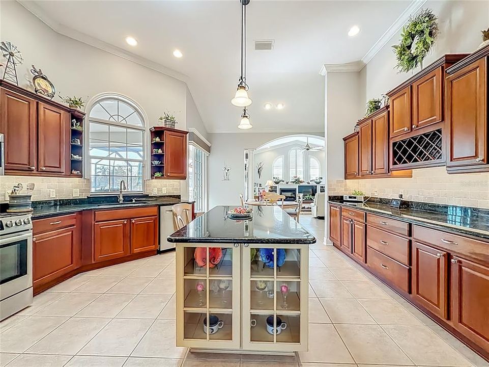 待售: $1,655,000 (3 贝兹, 2 浴室, 2879 平方英尺)