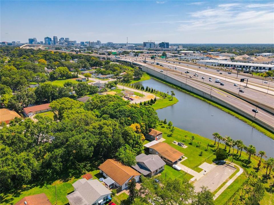 Active With Contract: $252,624 (3 beds, 2 baths, 1088 Square Feet)