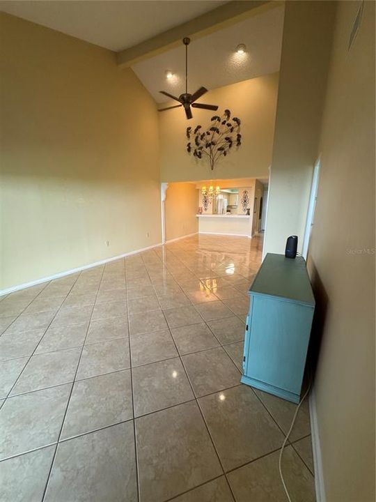 For Rent: $1,695 (2 beds, 2 baths, 1620 Square Feet)