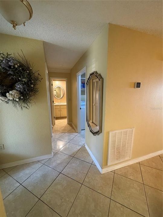 For Rent: $1,695 (2 beds, 2 baths, 1620 Square Feet)