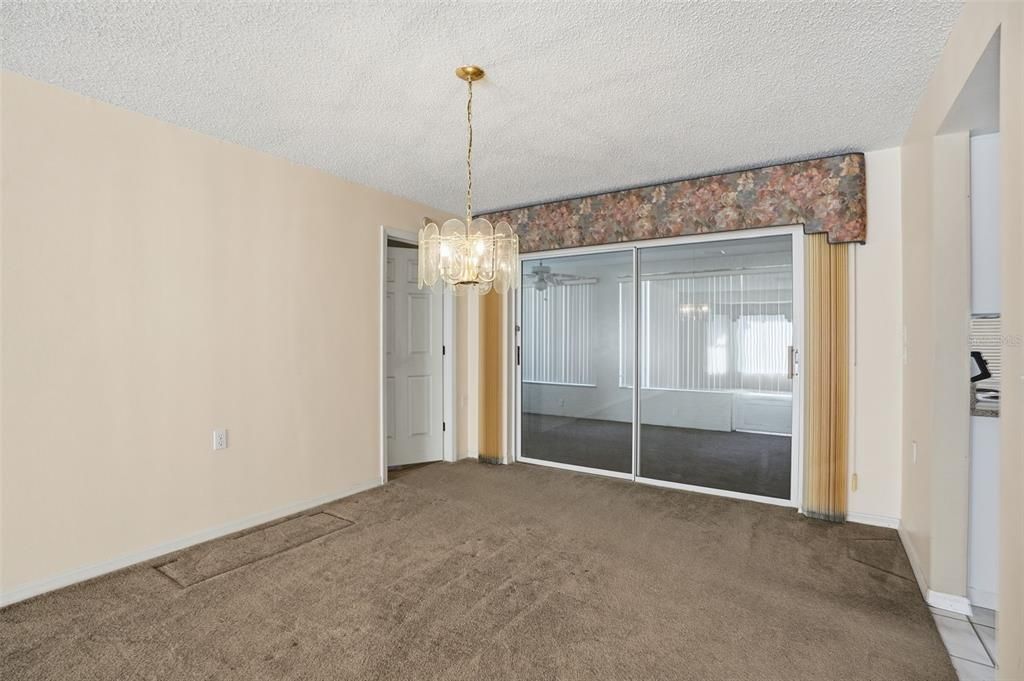 На продажу: $284,500 (2 спален, 2 ванн, 1788 Квадратных фут)