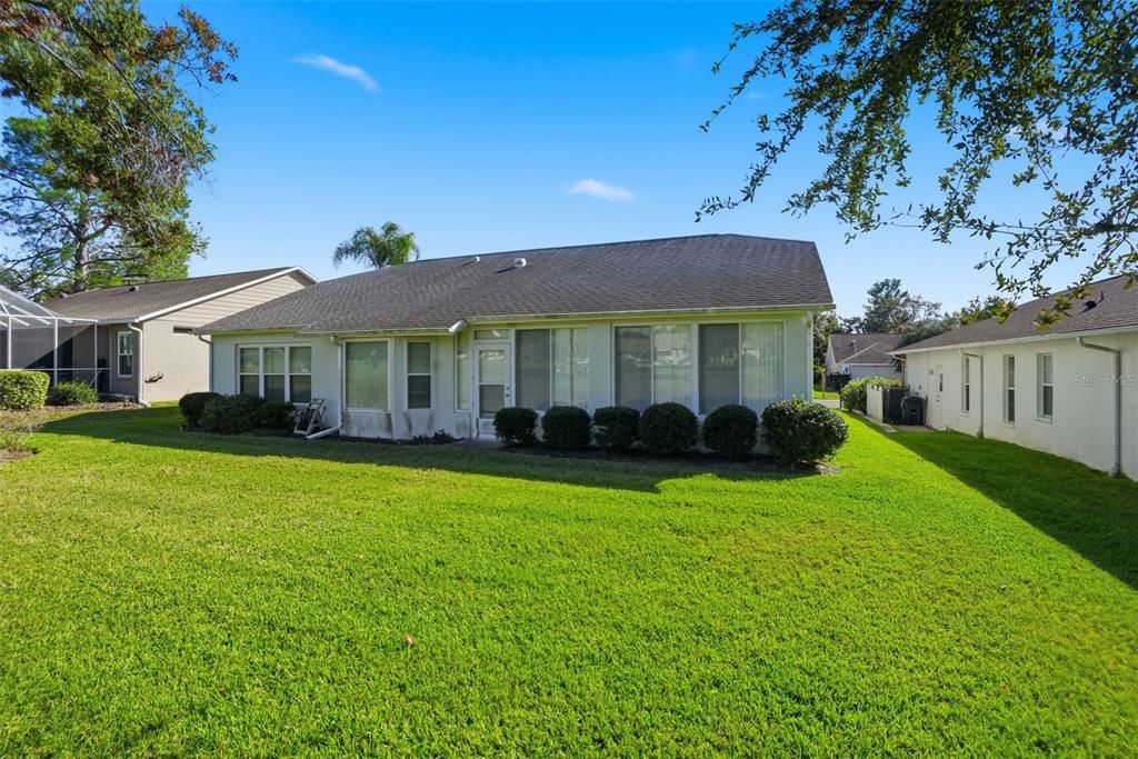 На продажу: $284,500 (2 спален, 2 ванн, 1788 Квадратных фут)