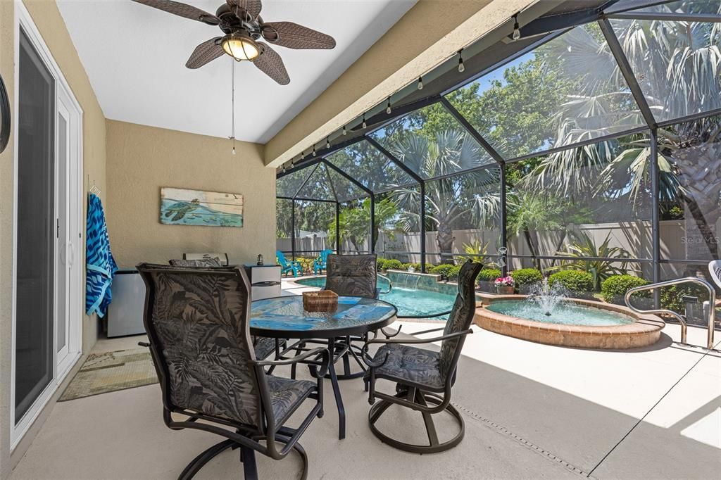 For Sale: $559,000 (3 beds, 2 baths, 2042 Square Feet)