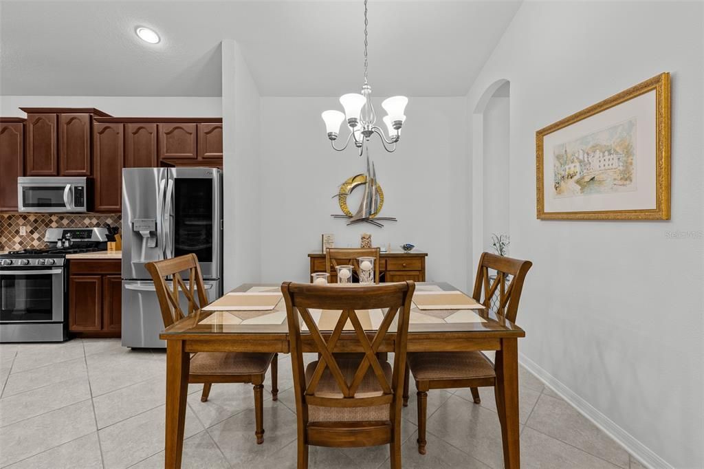 For Sale: $559,000 (3 beds, 2 baths, 2042 Square Feet)