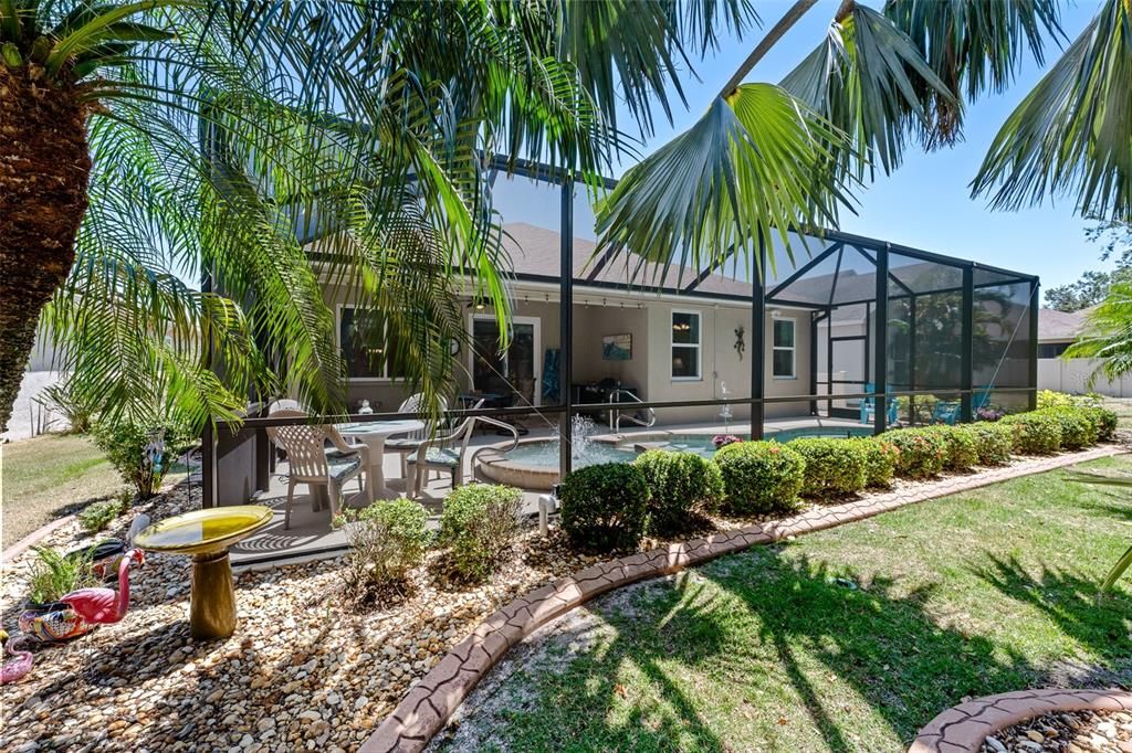 For Sale: $559,000 (3 beds, 2 baths, 2042 Square Feet)