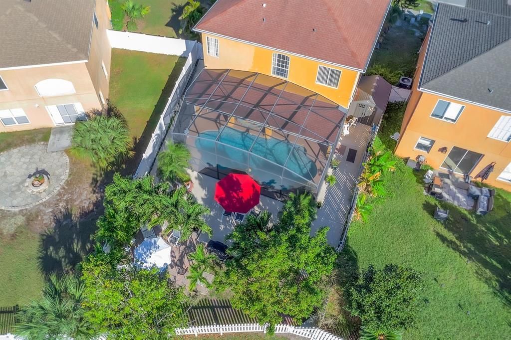 Под контрактом: $2,995 (4 спален, 2 ванн, 2095 Квадратных фут)