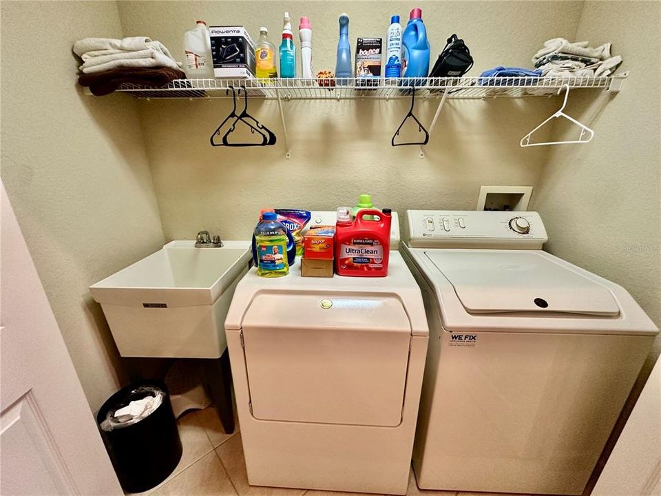 En Renta: $4,500 (3 camas, 2 baños, 2415 Pies cuadrados)