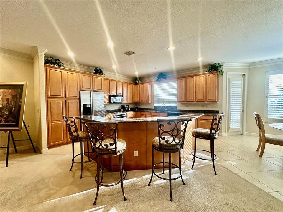 En Renta: $4,500 (3 camas, 2 baños, 2415 Pies cuadrados)