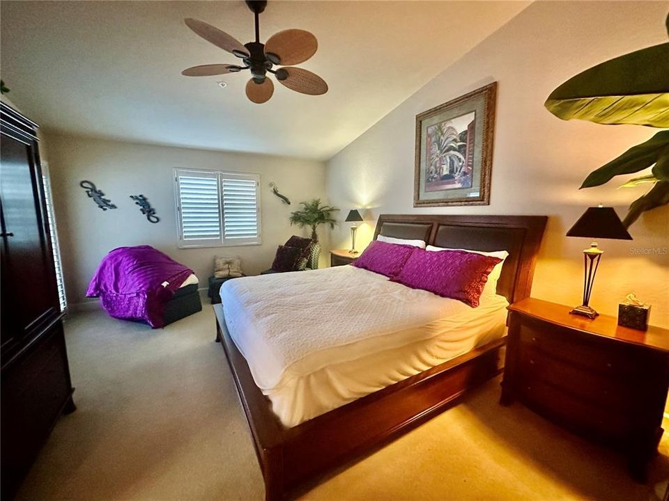 En Renta: $4,500 (3 camas, 2 baños, 2415 Pies cuadrados)