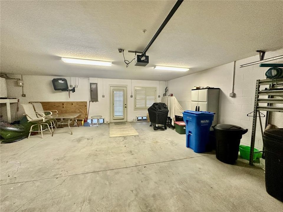 En Renta: $4,500 (3 camas, 2 baños, 2415 Pies cuadrados)