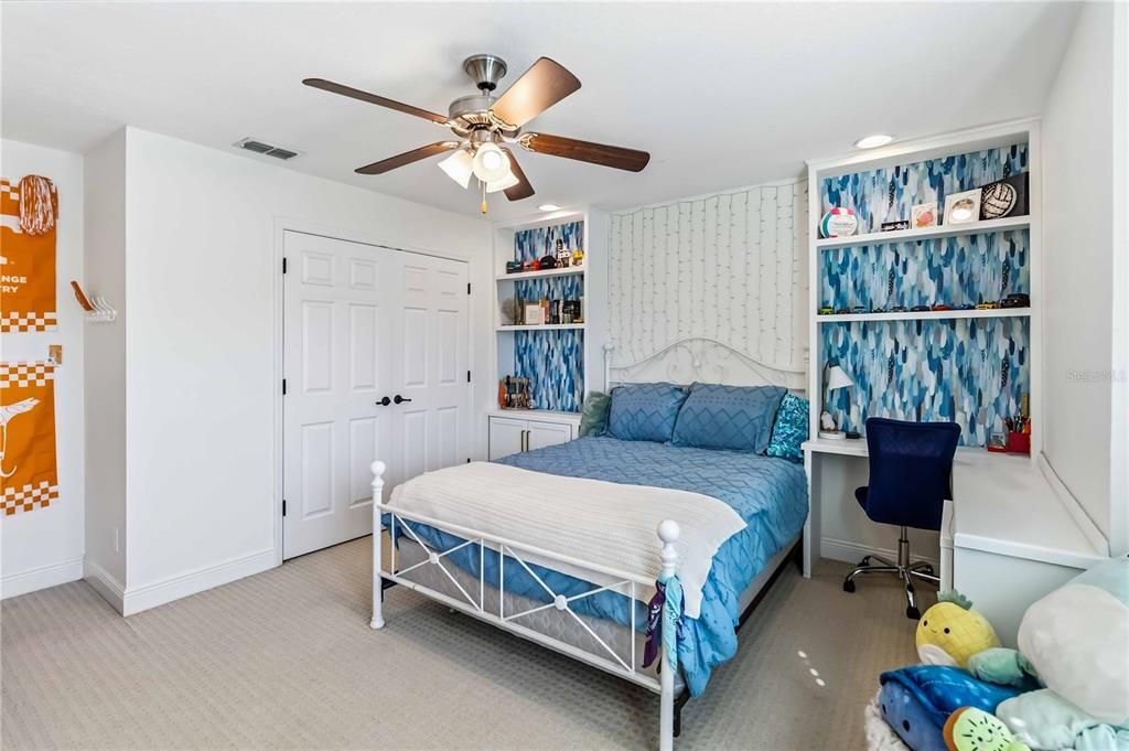 For Sale: $929,000 (5 beds, 3 baths, 4898 Square Feet)