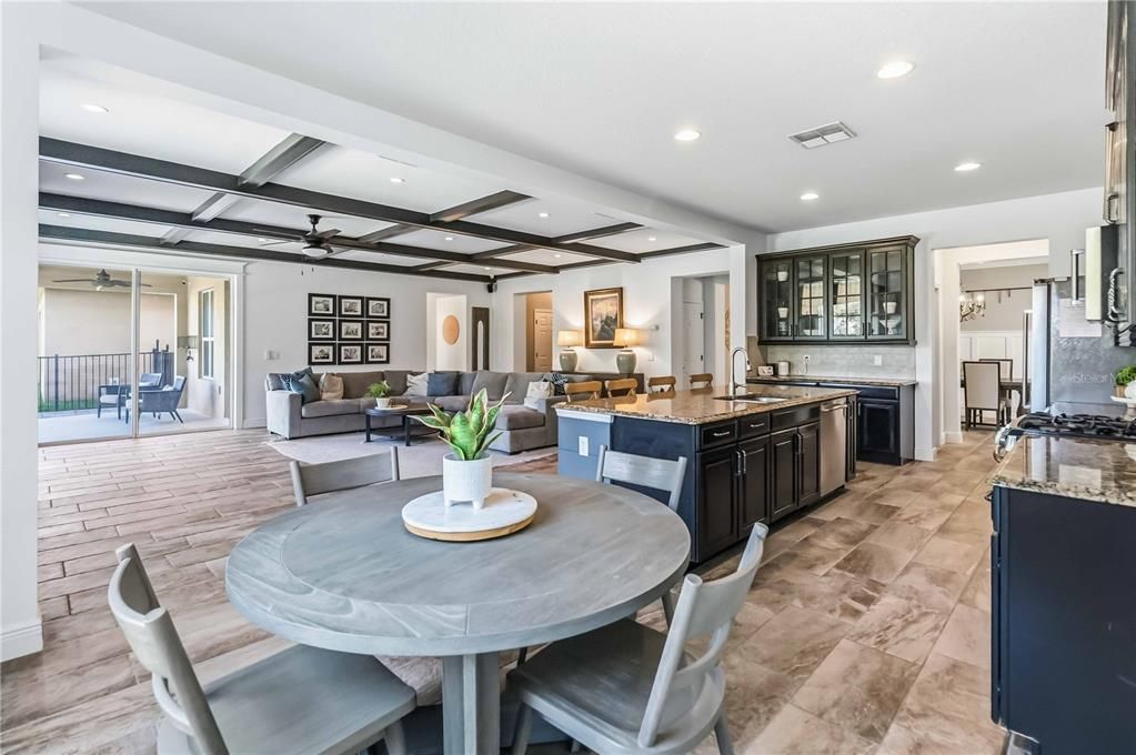 For Sale: $929,000 (5 beds, 3 baths, 4898 Square Feet)