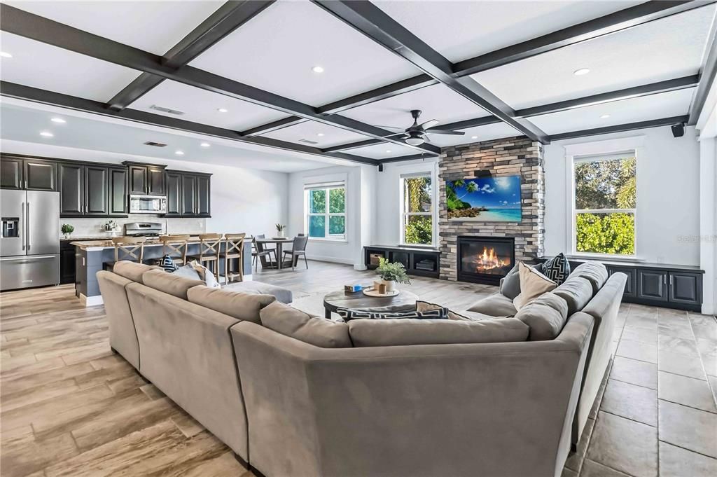 For Sale: $929,000 (5 beds, 3 baths, 4898 Square Feet)