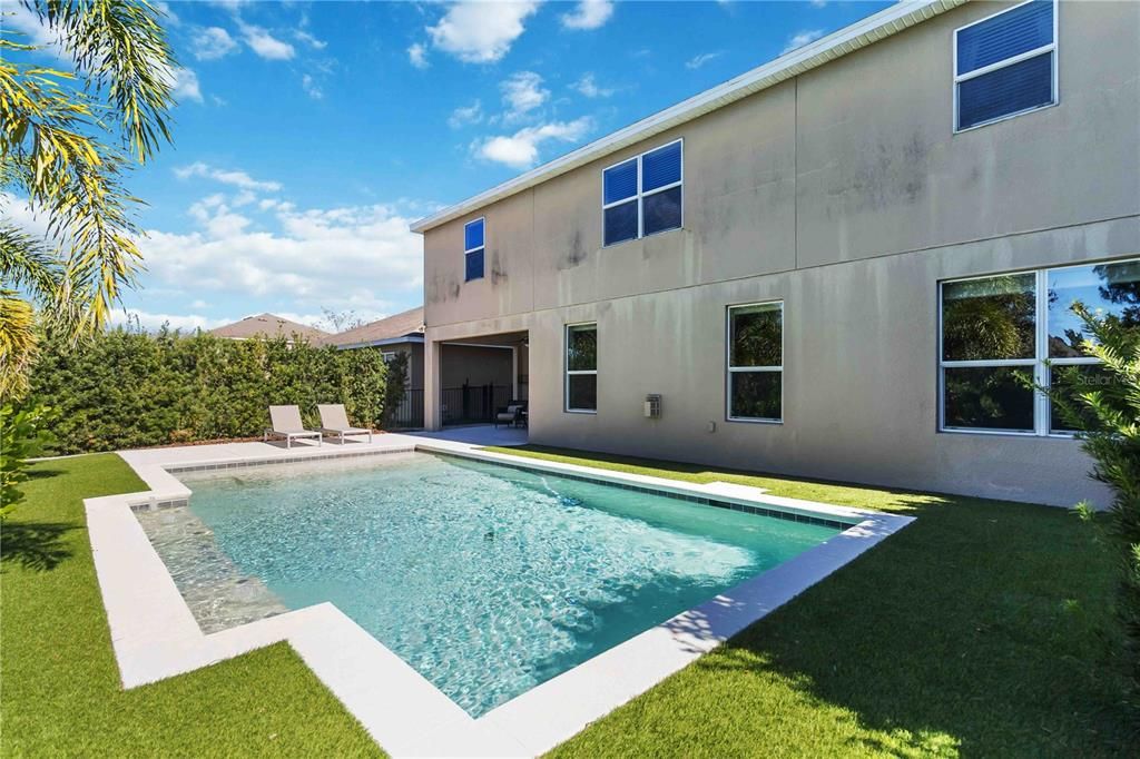 For Sale: $929,000 (5 beds, 3 baths, 4898 Square Feet)