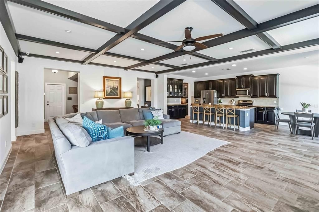 For Sale: $929,000 (5 beds, 3 baths, 4898 Square Feet)