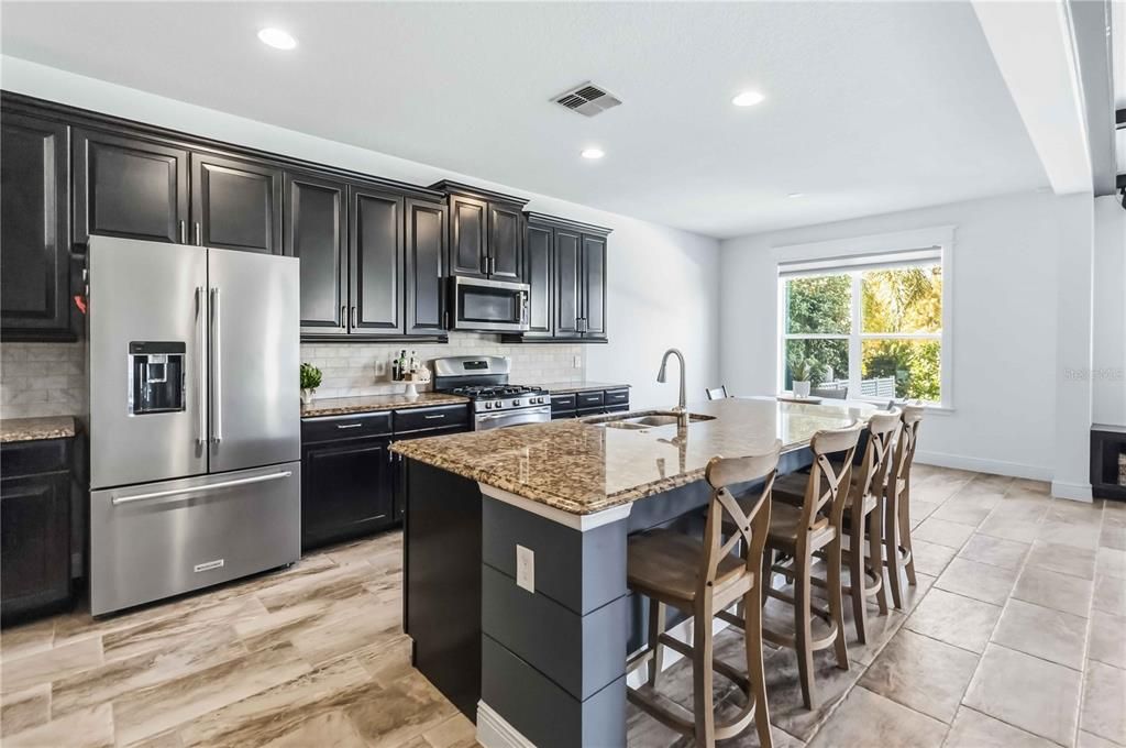 For Sale: $929,000 (5 beds, 3 baths, 4898 Square Feet)