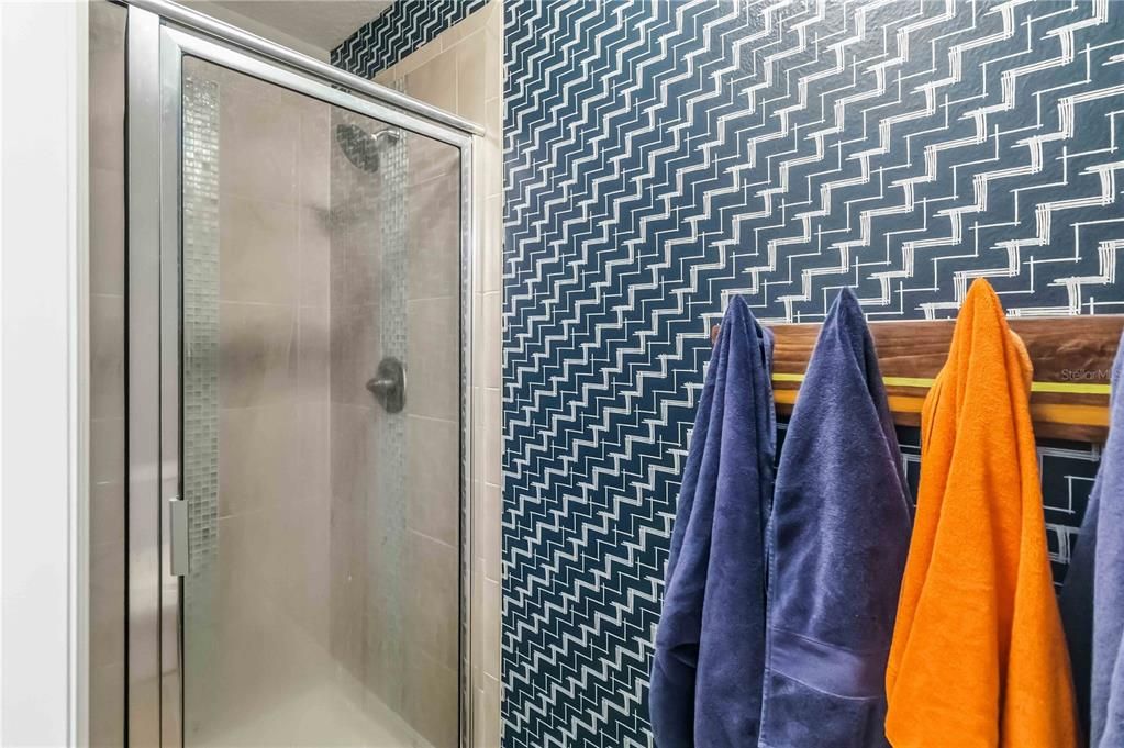 For Sale: $929,000 (5 beds, 3 baths, 4898 Square Feet)