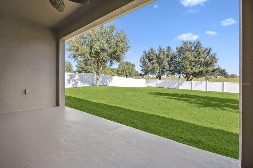 Active With Contract: $529,995 (4 beds, 2 baths, 2530 Square Feet)