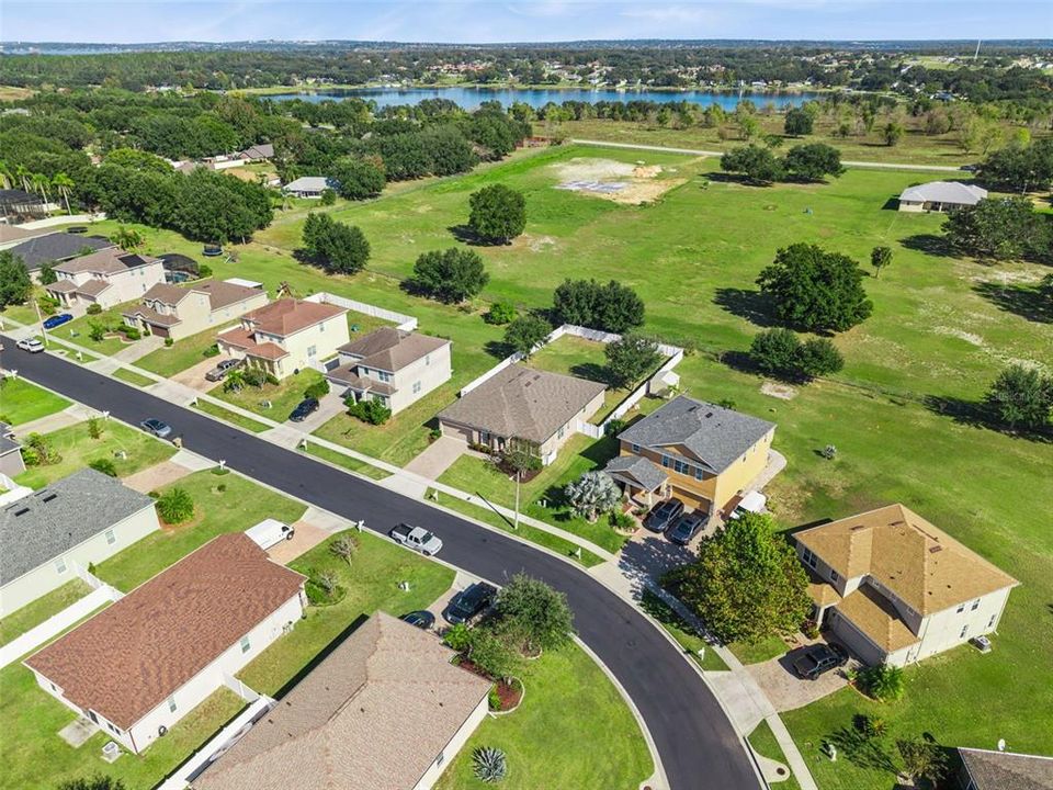 Active With Contract: $529,995 (4 beds, 2 baths, 2530 Square Feet)