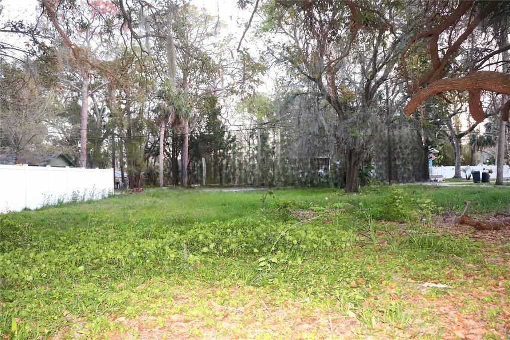 Vendido Recientemente: $32,900 (0.17 acres)