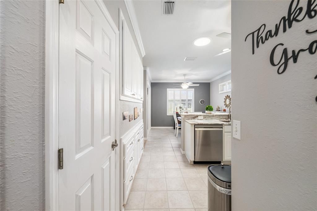 Active With Contract: $314,900 (2 beds, 2 baths, 1244 Square Feet)