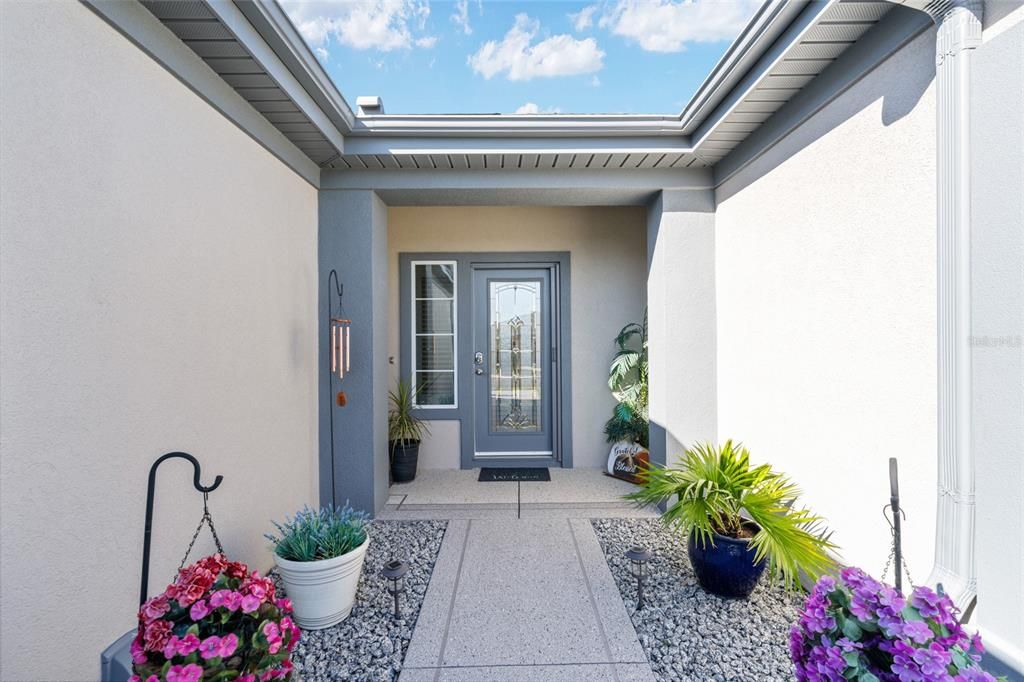 Active With Contract: $314,900 (2 beds, 2 baths, 1244 Square Feet)