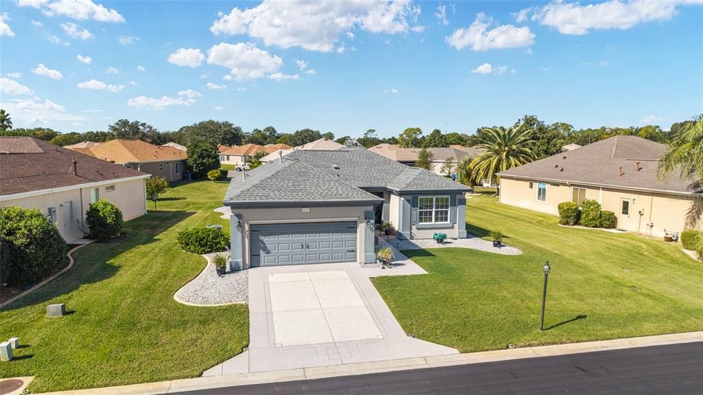 Active With Contract: $314,900 (2 beds, 2 baths, 1244 Square Feet)