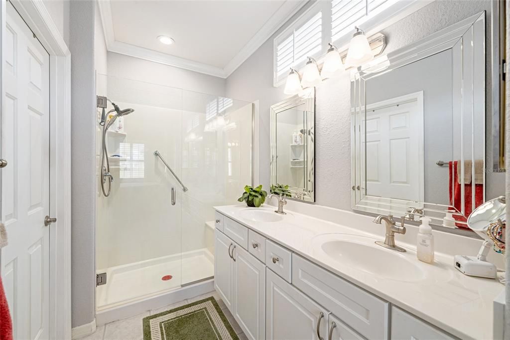 Active With Contract: $314,900 (2 beds, 2 baths, 1244 Square Feet)