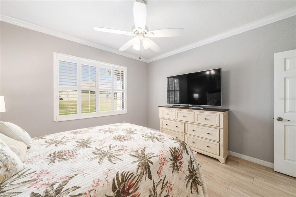 Active With Contract: $314,900 (2 beds, 2 baths, 1244 Square Feet)