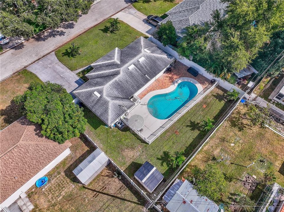 For Rent: $3,250 (2 beds, 2 baths, 984 Square Feet)