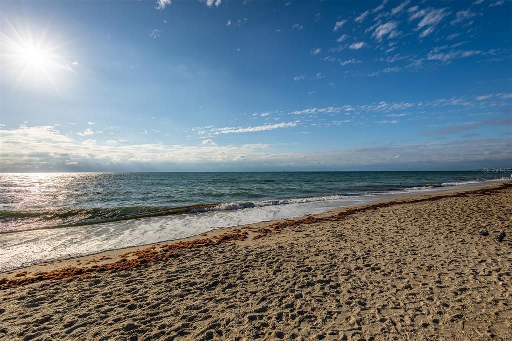 En Venta: $317,000 (3 camas, 2 baños, 1539 Pies cuadrados)