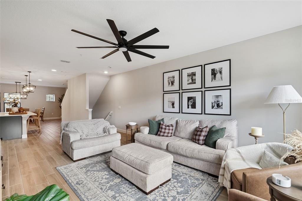 Под контрактом: $499,000 (4 спален, 3 ванн, 2359 Квадратных фут)