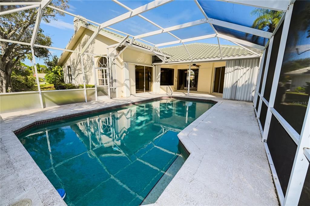 En Renta: $3,400 (3 camas, 2 baños, 2314 Pies cuadrados)