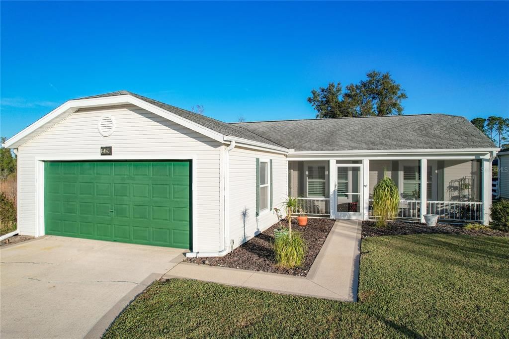 Active With Contract: $225,000 (3 beds, 2 baths, 1005 Square Feet)