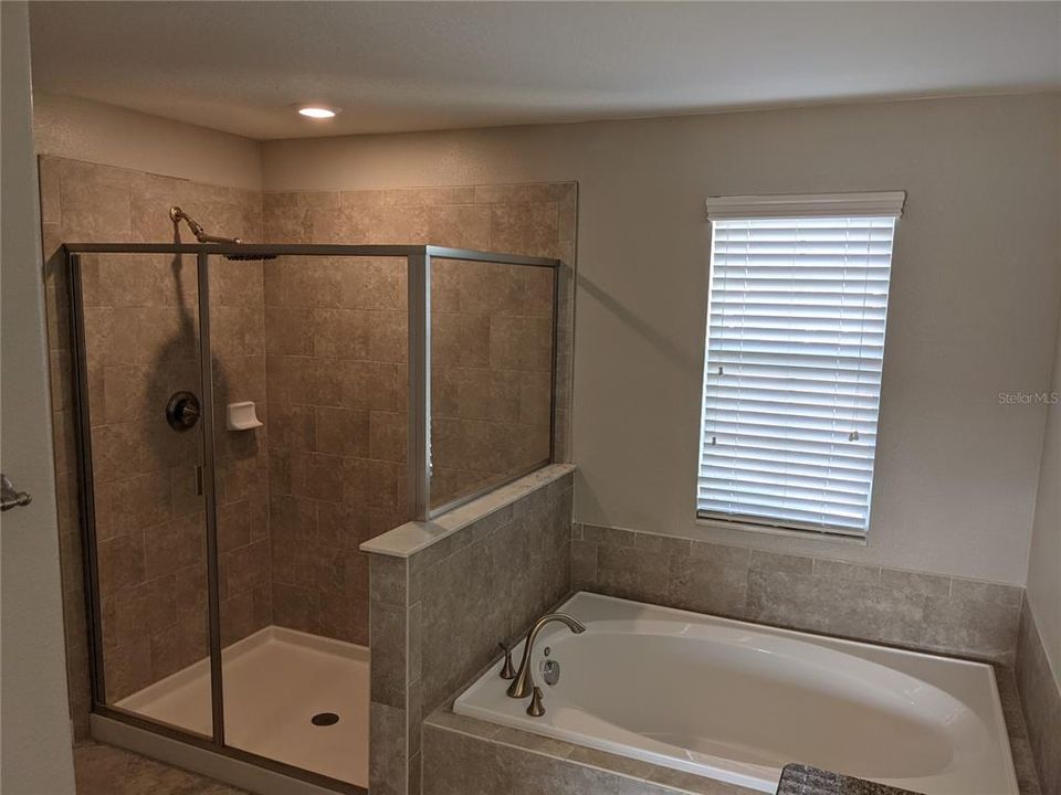 Active With Contract: $3,200 (4 beds, 3 baths, 2638 Square Feet)