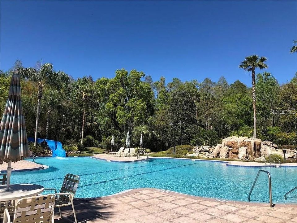 待售: $238,500 (3 贝兹, 2 浴室, 1269 平方英尺)