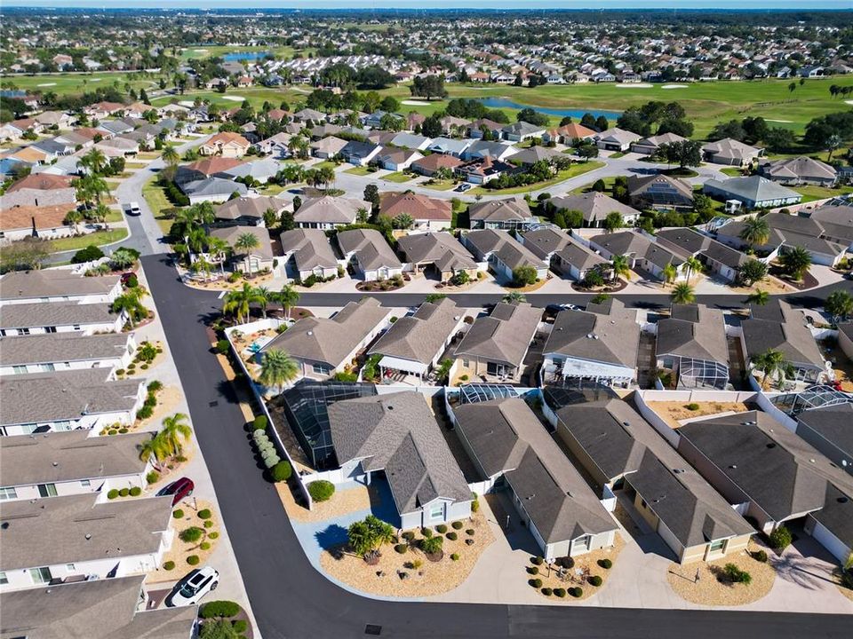 Active With Contract: $608,000 (3 beds, 2 baths, 1602 Square Feet)