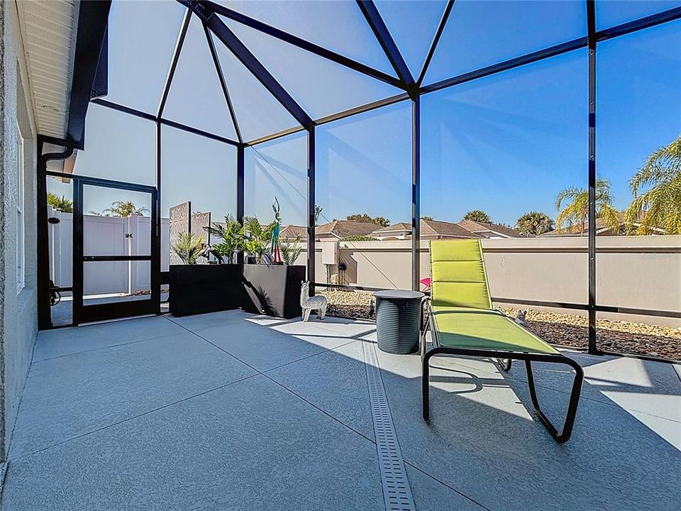 Active With Contract: $608,000 (3 beds, 2 baths, 1602 Square Feet)