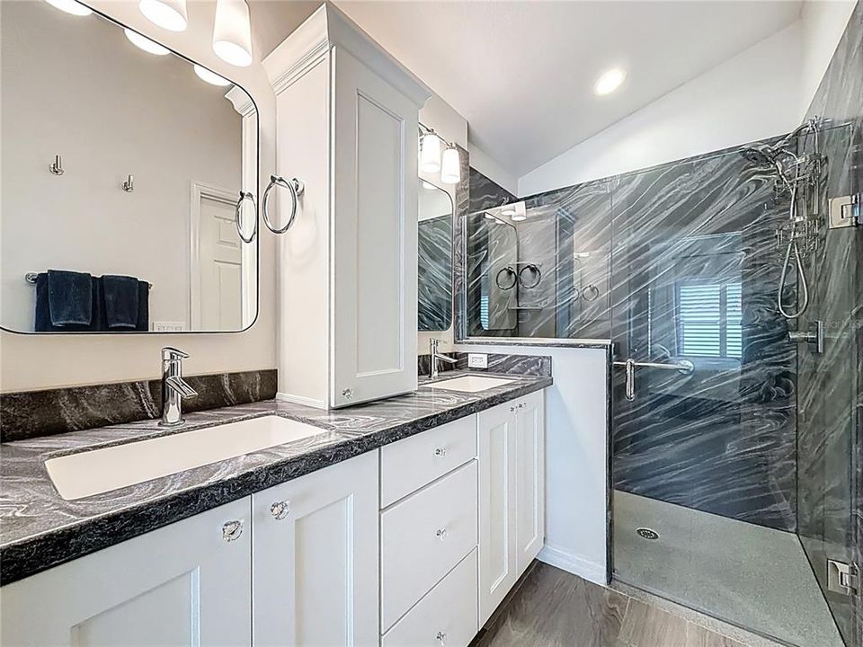 Active With Contract: $608,000 (3 beds, 2 baths, 1602 Square Feet)