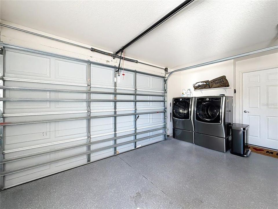 Active With Contract: $608,000 (3 beds, 2 baths, 1602 Square Feet)