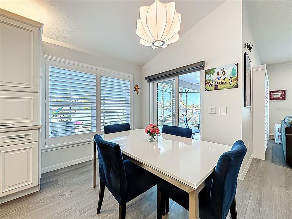 Active With Contract: $608,000 (3 beds, 2 baths, 1602 Square Feet)