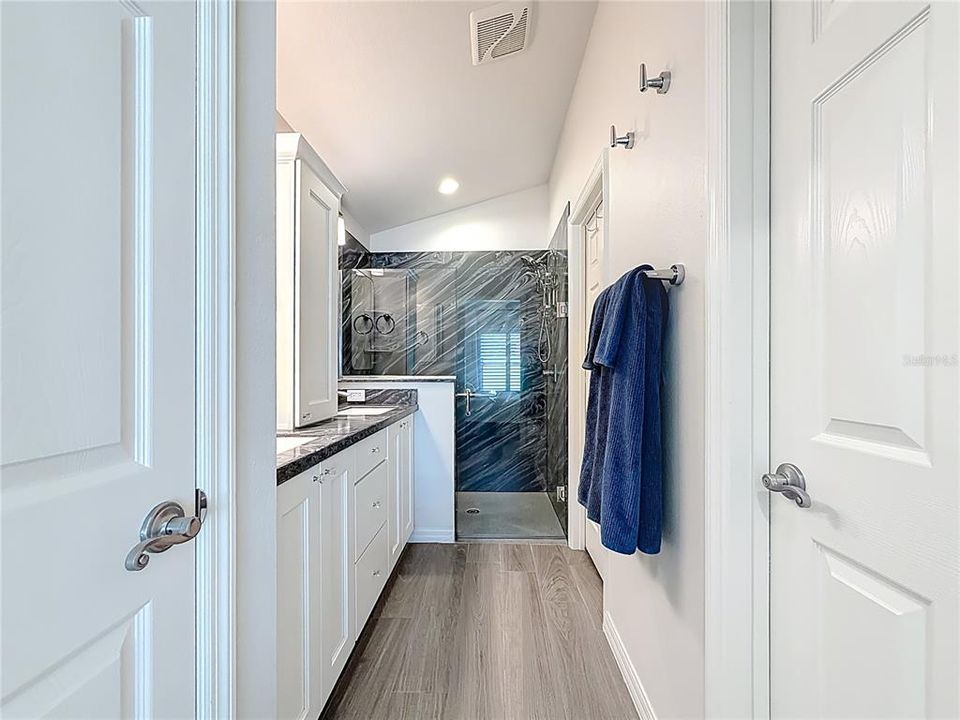 Active With Contract: $608,000 (3 beds, 2 baths, 1602 Square Feet)