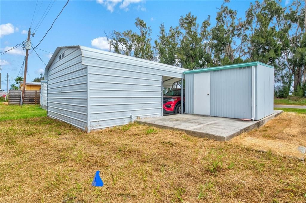 На продажу: $195,000 (2 спален, 2 ванн, 800 Квадратных фут)