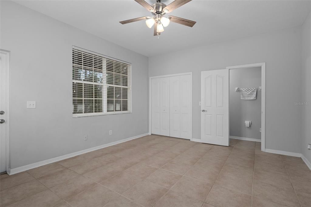 For Sale: $454,900 (4 beds, 2 baths, 1998 Square Feet)