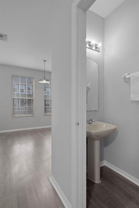 For Sale: $454,900 (4 beds, 2 baths, 1998 Square Feet)