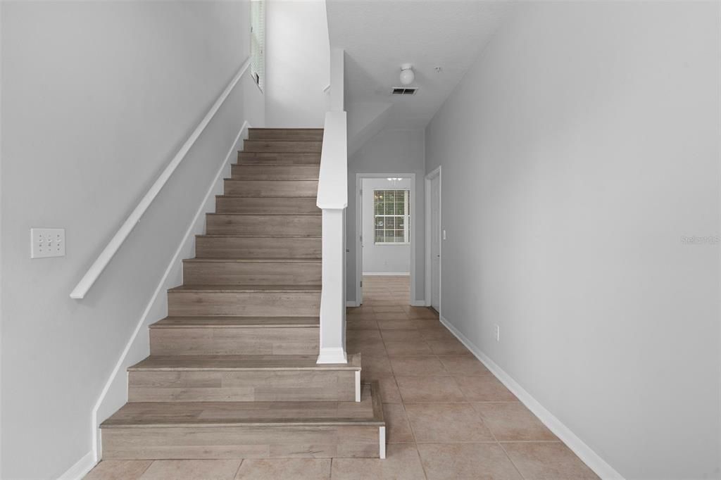 For Sale: $454,900 (4 beds, 2 baths, 1998 Square Feet)